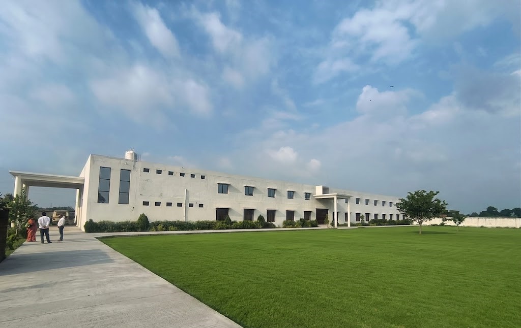 Shri Tara Vishram Girl's College
